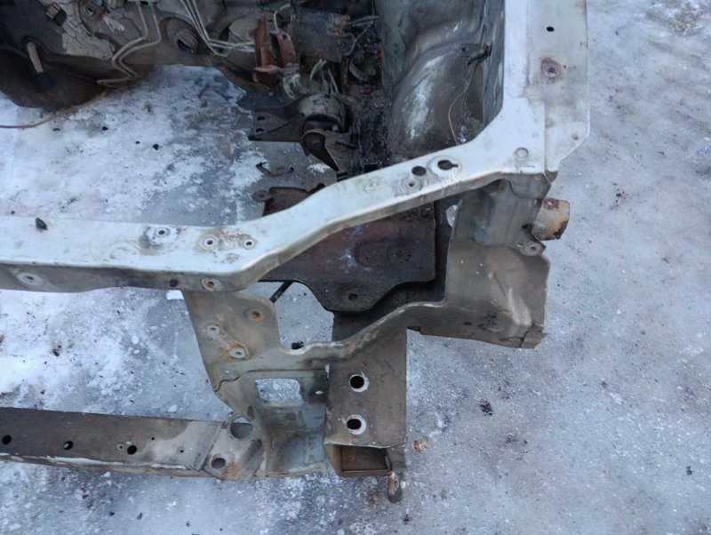 Лонжерон передний левый