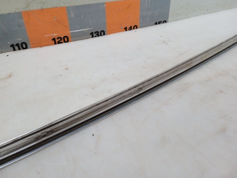 Молдинг крыши левый