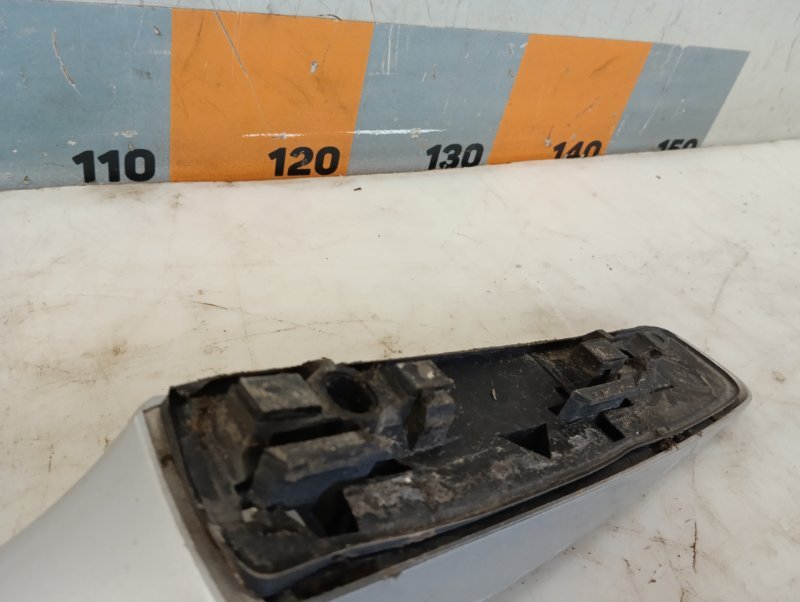 Рейлинг (релинг) правый (планка на крышу)