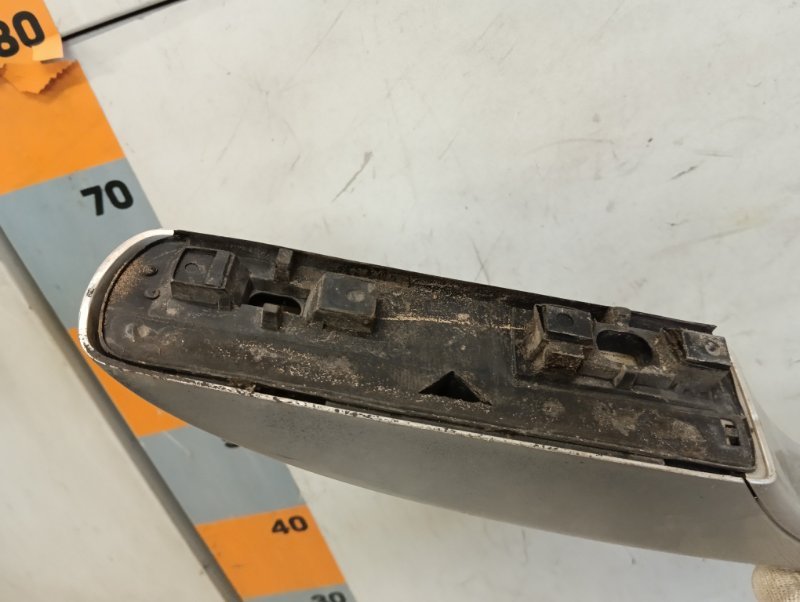 Рейлинг (релинг) правый (планка на крышу)