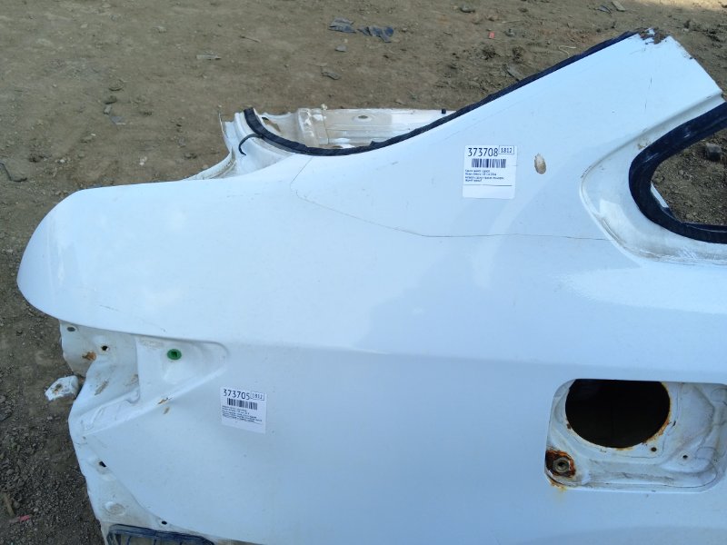 Крыло заднее правое