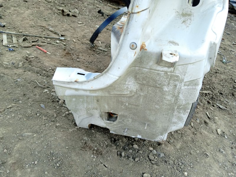 Крыло заднее правое