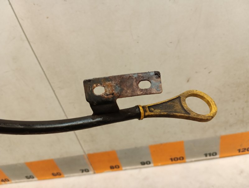 Щуп масляный двигателя