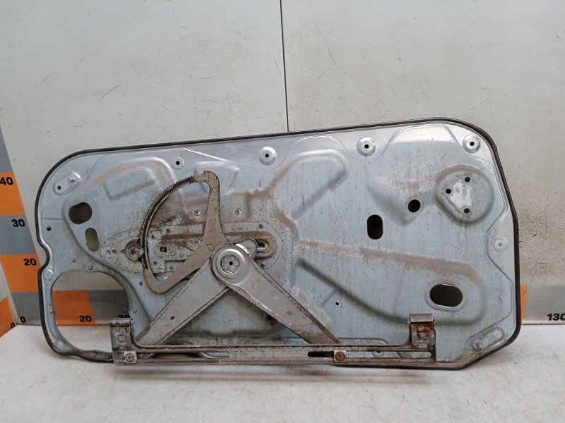 Стеклоподъемник электр. передний левый