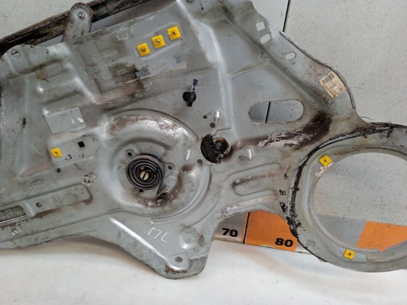 Стеклоподъемник электр. передний левый