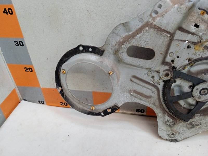 Стеклоподъемник электр. передний левый