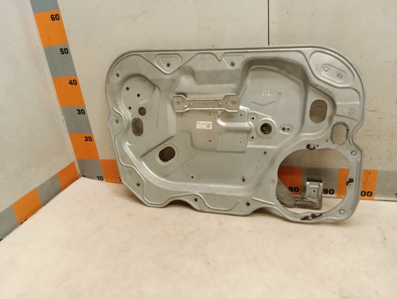 Стеклоподъемник электр. передний левый