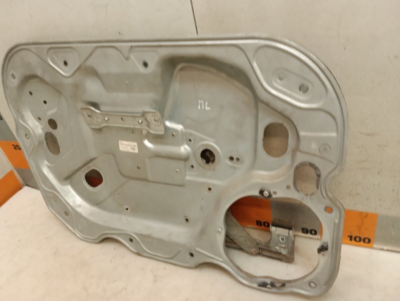 Стеклоподъемник электр. передний левый