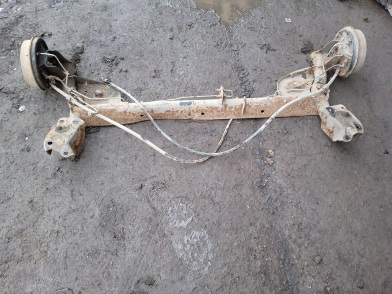 Балка задняя