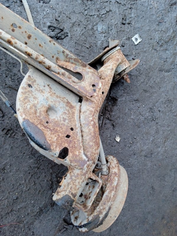 Балка задняя