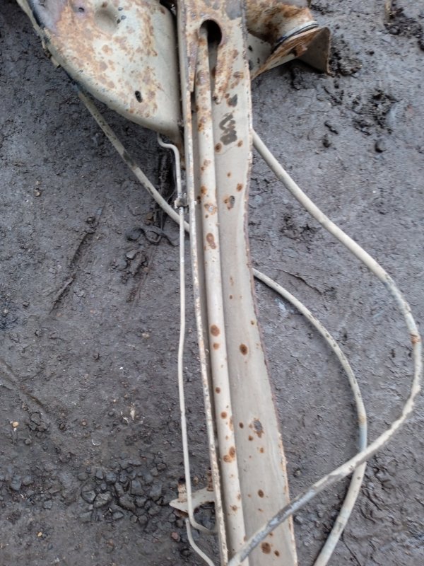 Балка задняя