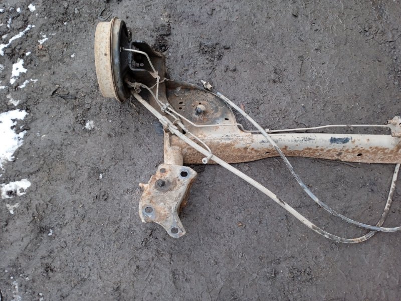 Балка задняя