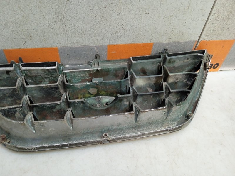 Решетка радиатора