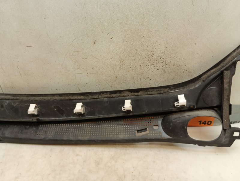 Решетка стеклоочистителей (Жабо)