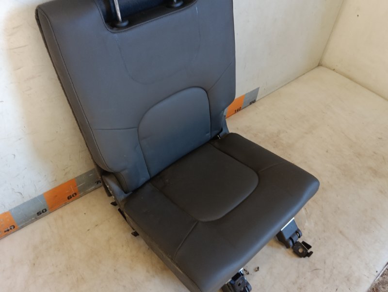 Сиденье салонное