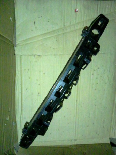 Наполнитель переднего бампера