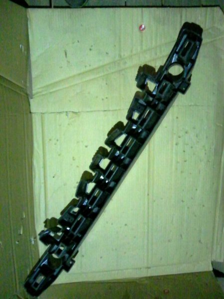 Наполнитель переднего бампера