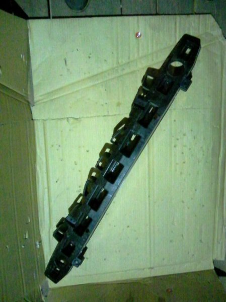 Наполнитель переднего бампера