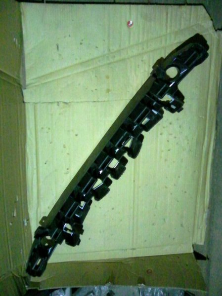 Наполнитель переднего бампера