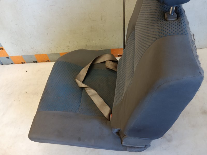 Сиденье салонное