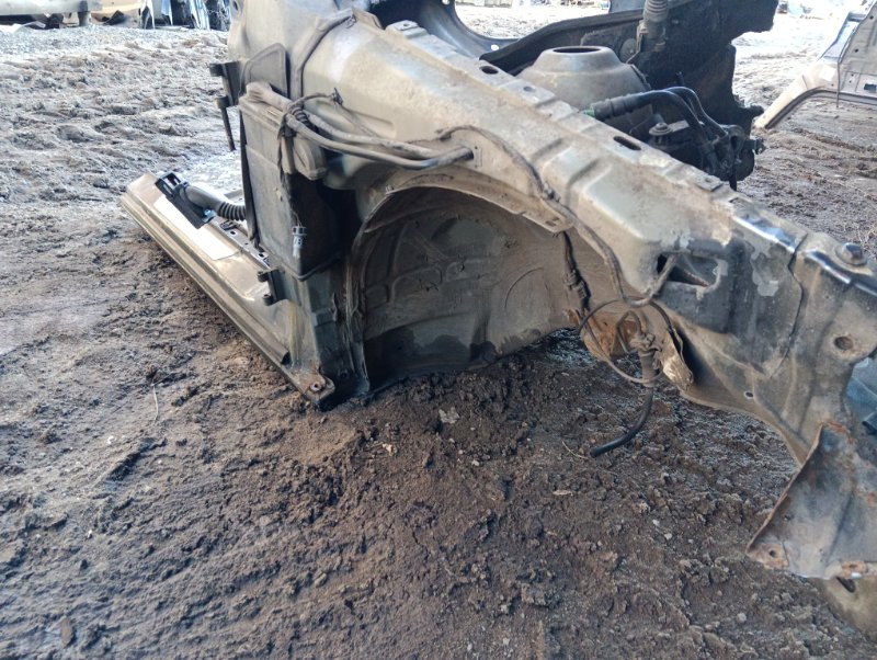 Лонжерон передний правый