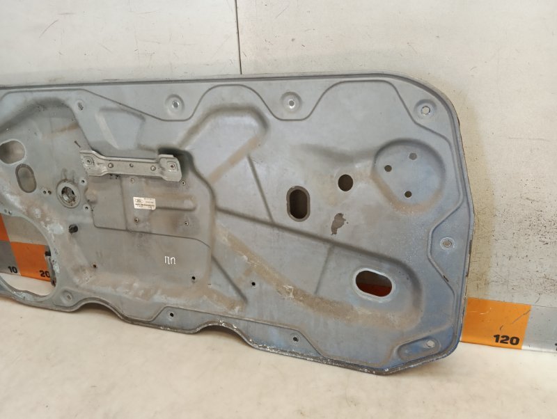 Стеклоподъемник электр. передний правый