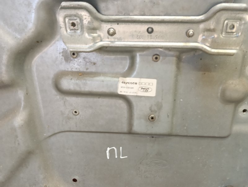 Стеклоподъемник электр. передний левый