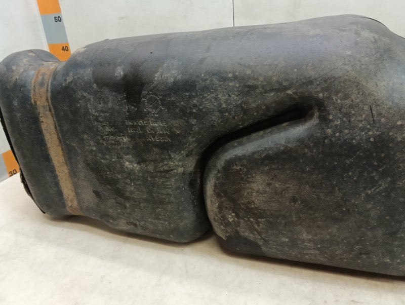 Бак топливный