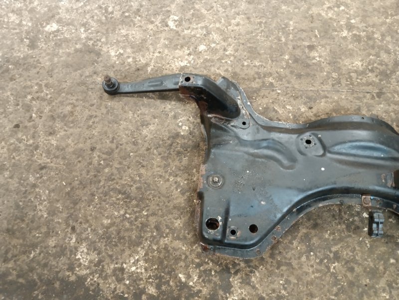 Балка подмоторная