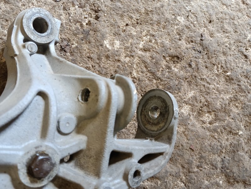 Балка подмоторная