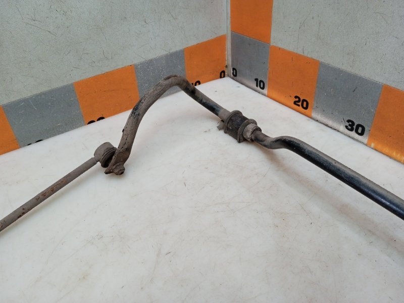 Стабилизатор задний