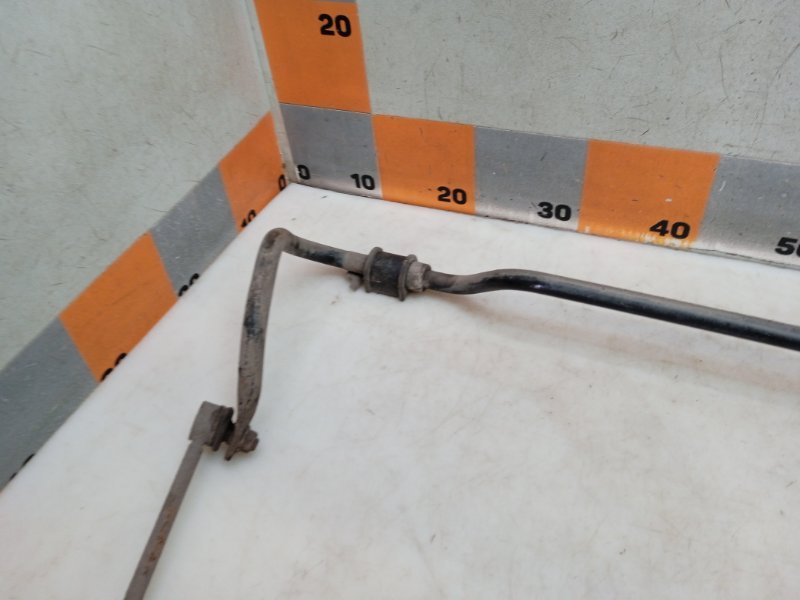 Стабилизатор задний