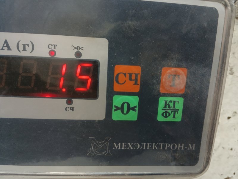 Накладка крышки багажника