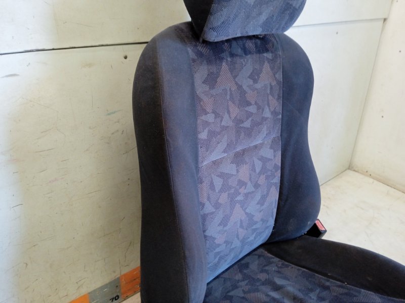 Сиденье переднее правое