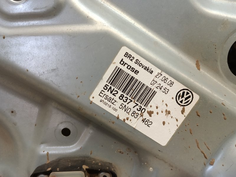 Стеклоподъемник электр. передний правый