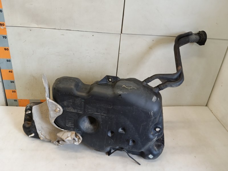 Бак топливный