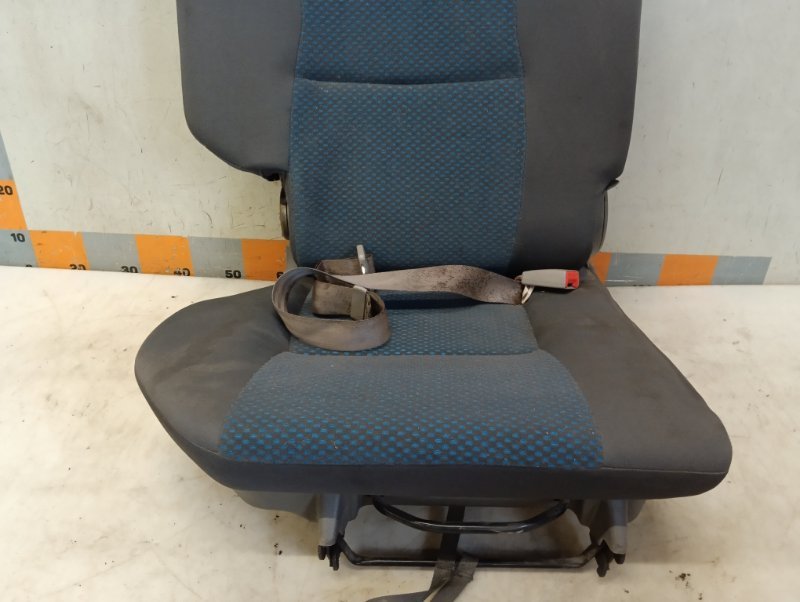 Сиденье салонное