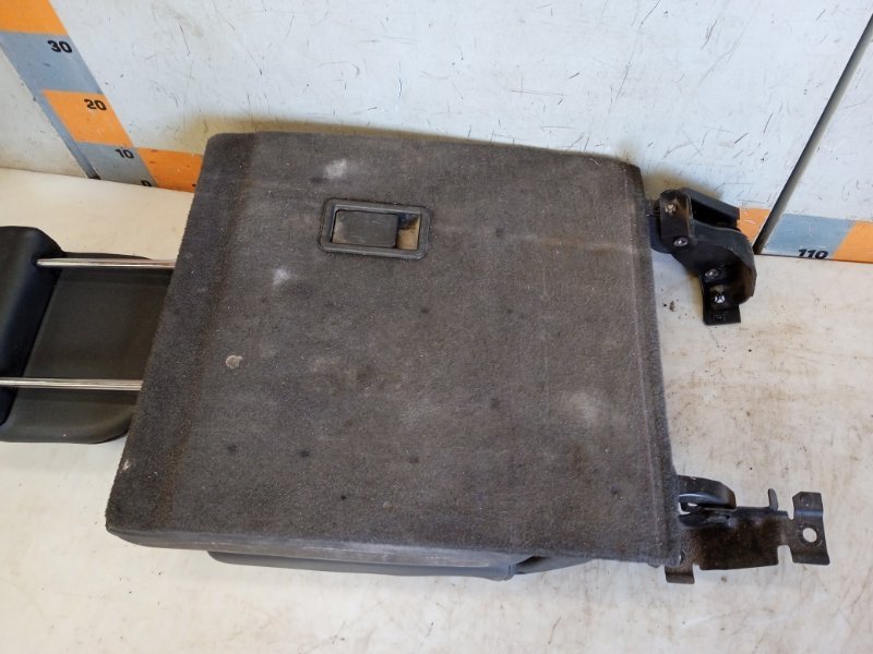 Сиденье салонное