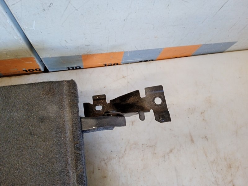 Сиденье салонное