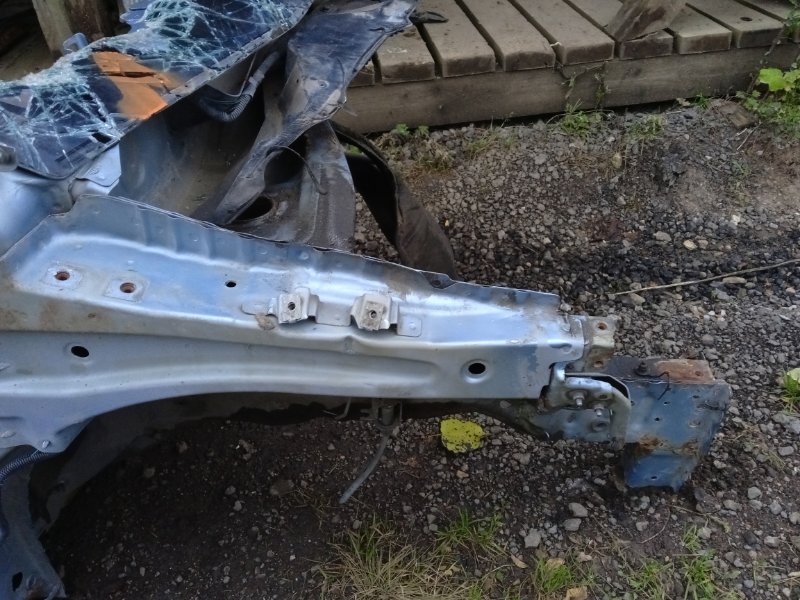 Лонжерон передний правый