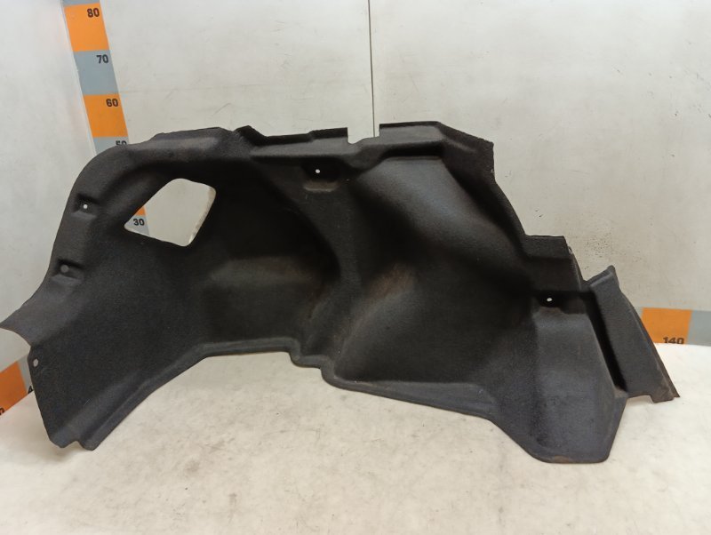 Обшивка багажника