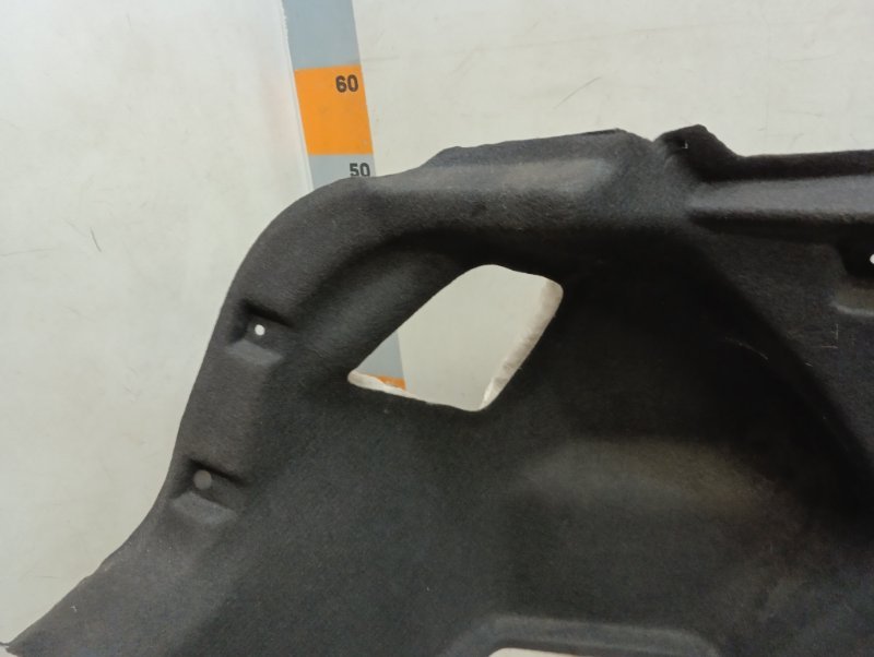 Обшивка багажника