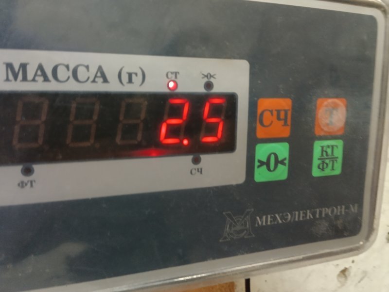 Стекло двери задней левой
