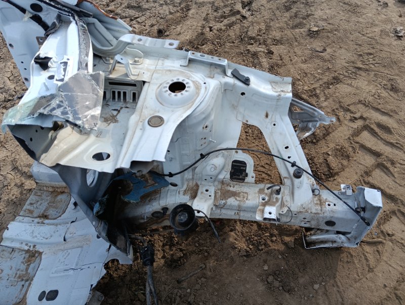 Лонжерон передний левый