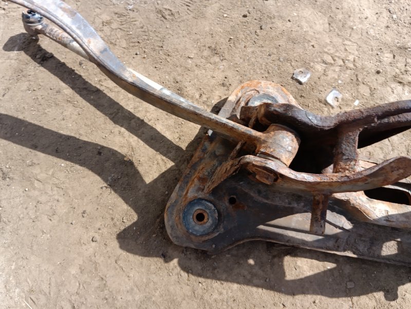 Балка задняя