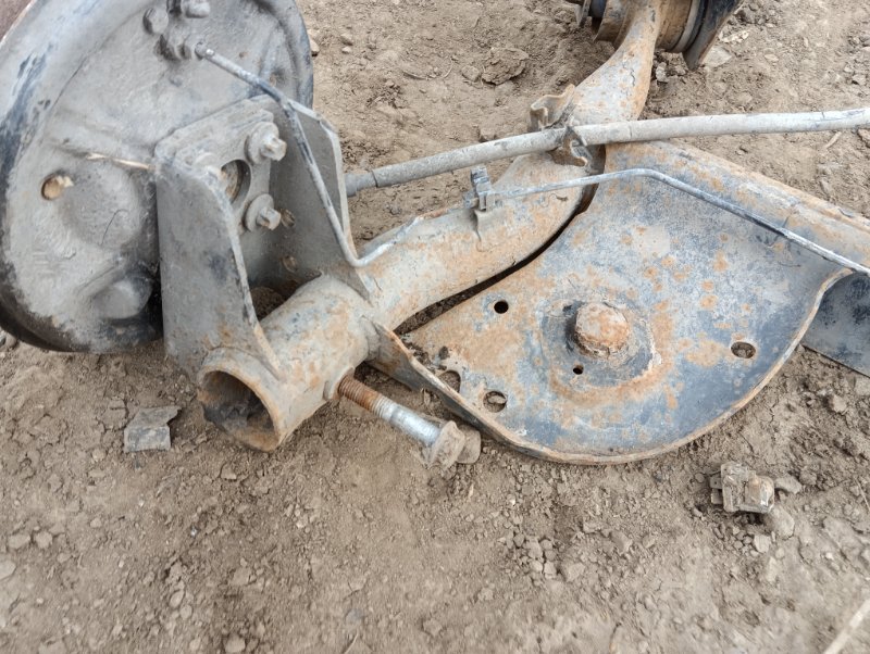 Балка задняя