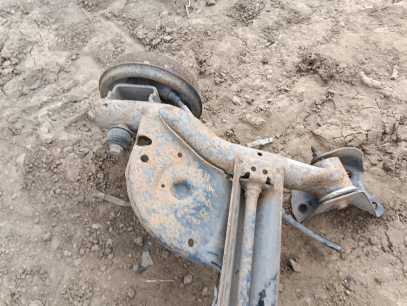 Балка задняя