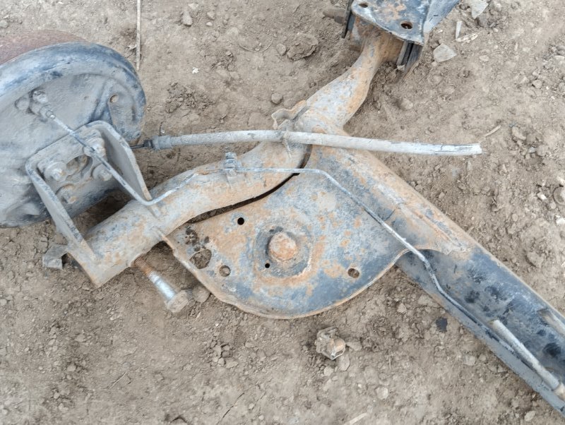 Балка задняя