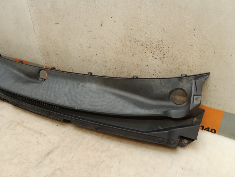 Решетка стеклоочистителей (Жабо)