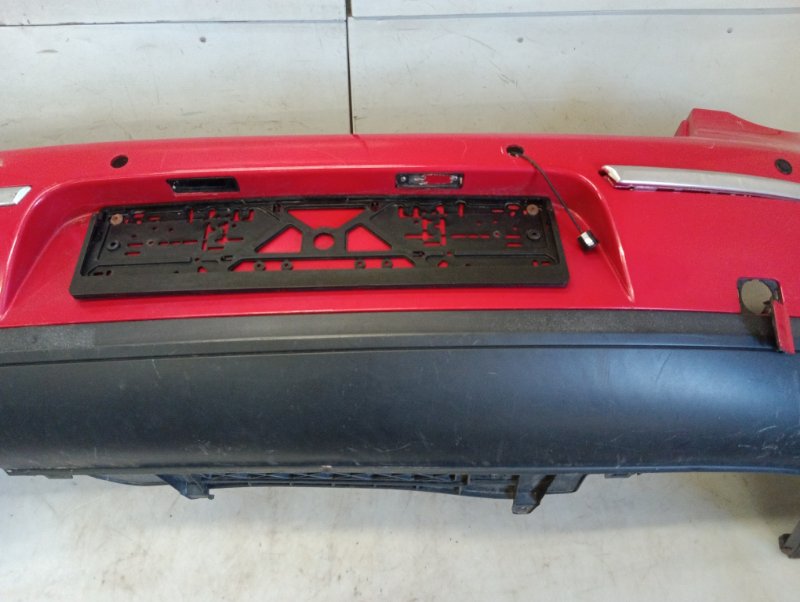 Бампер задний